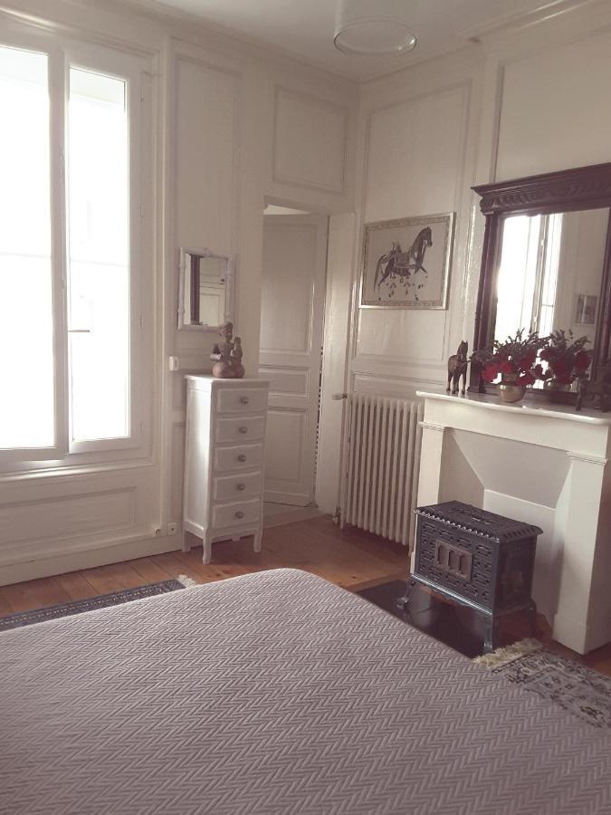 La Maison Des Thermes, Chambre D'Hote Сент Экстерьер фото